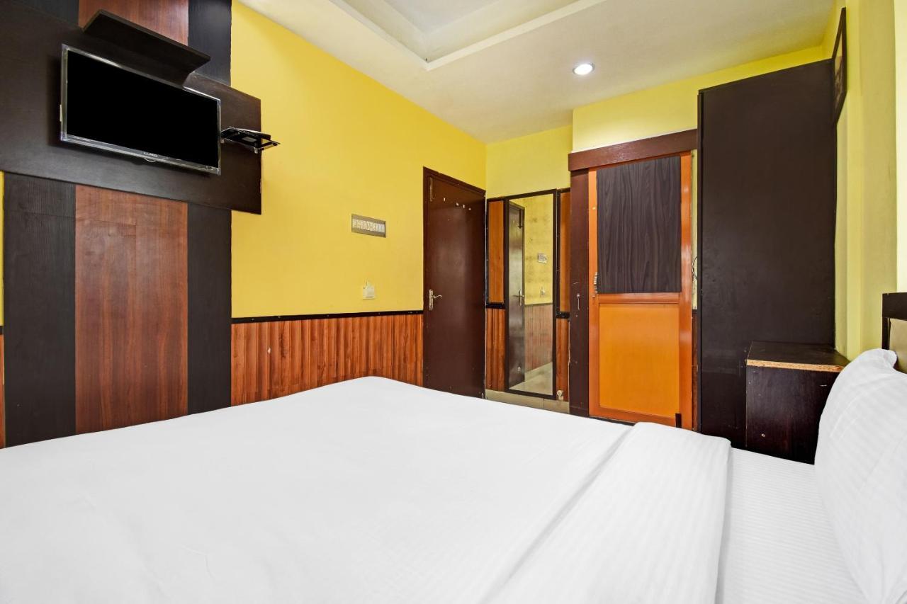 כלכותה Flagship Hotel Eden מראה חיצוני תמונה